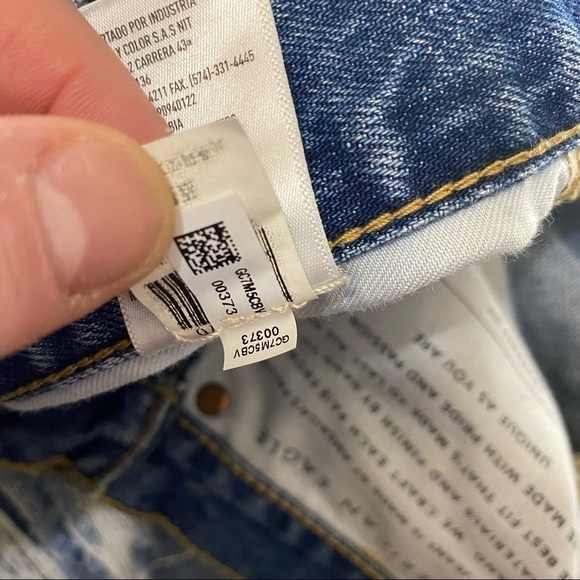 American Eagle Jean Shorts Distressed Denim Patches Light Wash - Picture 8 of 9